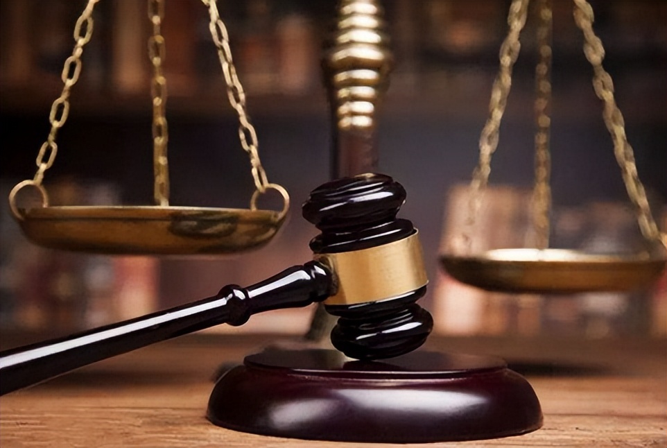 男子请丧假未批强行休假被开除,请丧假被辞退怎么赔偿