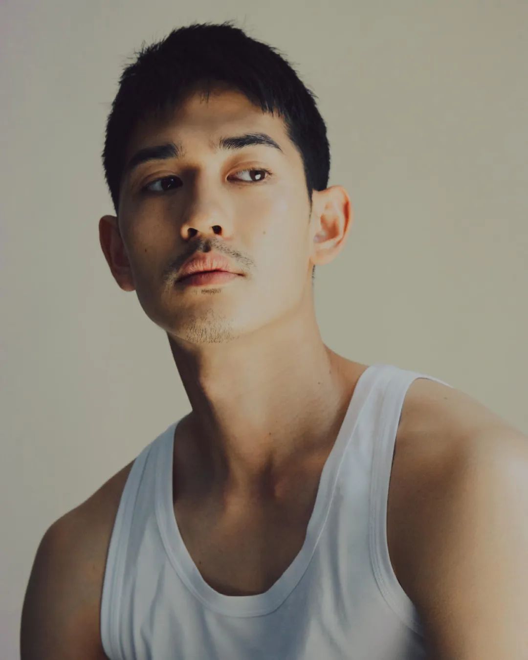 日本超模浅野启介拍摄CALVINKLEIN广告大片了！