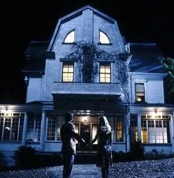 住凶宅的亲身经历评论区,住凶宅有什么危害