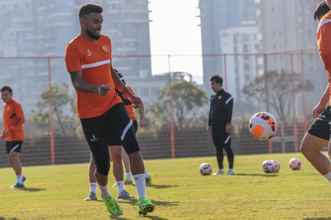 武汉外援布鲁诺,武汉长江布鲁诺