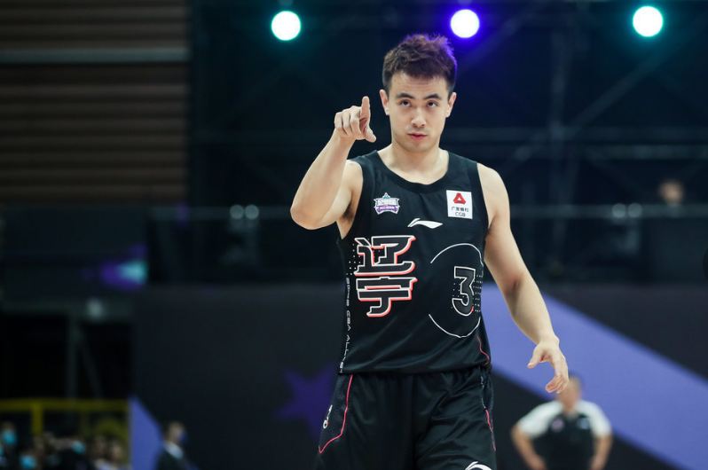 赵睿首次入选cba全明星首发阵容,cba全明星赛2022赵睿图片