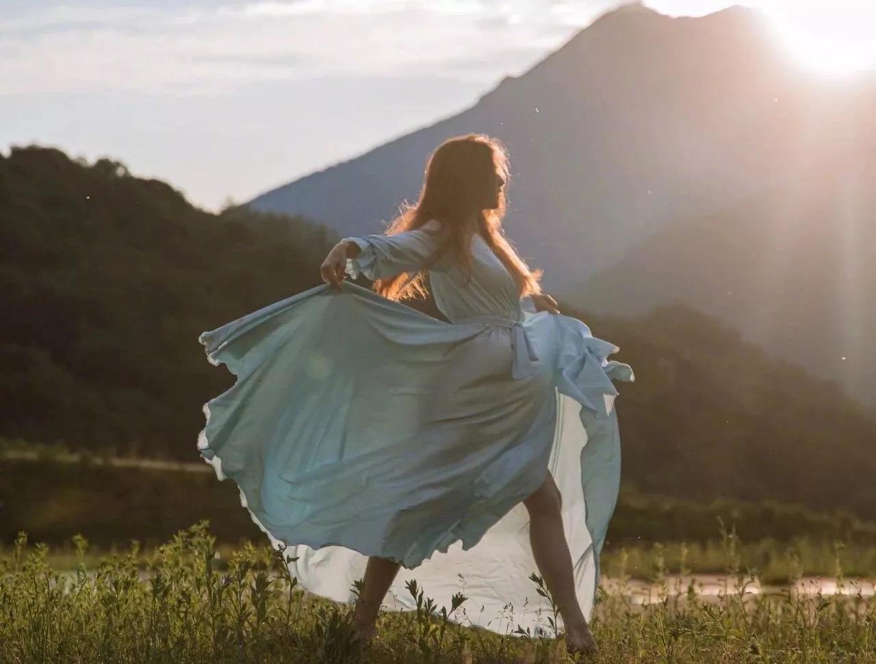 蜜爱鲜妻：一直吻下去（3）只要你不反悔，我会答应你任何条件