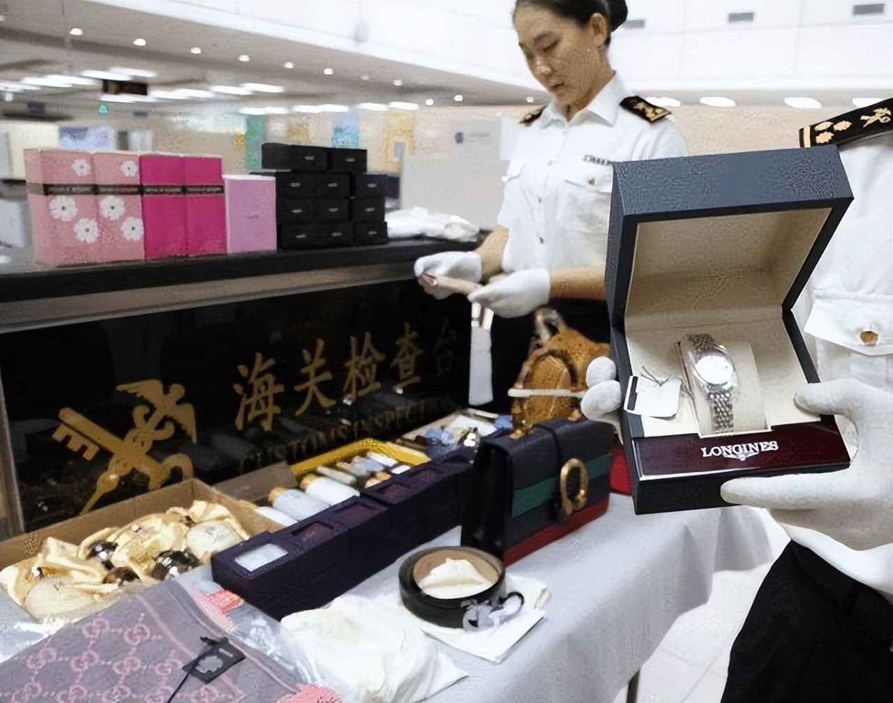 又一行业被曝？大多数都是假货，消费者为何却甘愿被“割韭菜”？