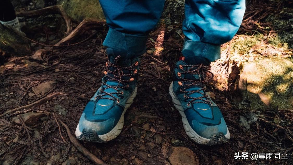 徒步鞋哪种鞋最舒服,徒步鞋的选择与穿戴建议