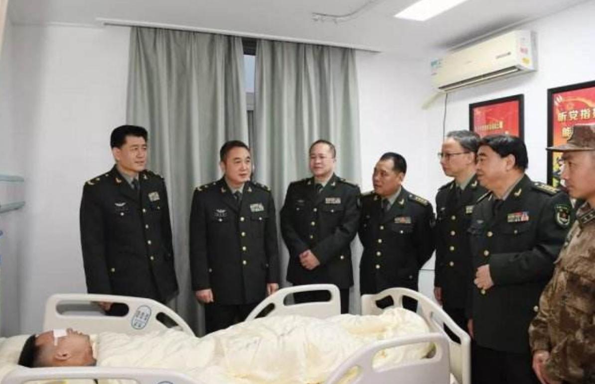 排雷英雄杜富国荣立几等功,讲解排雷英雄杜富国事迹