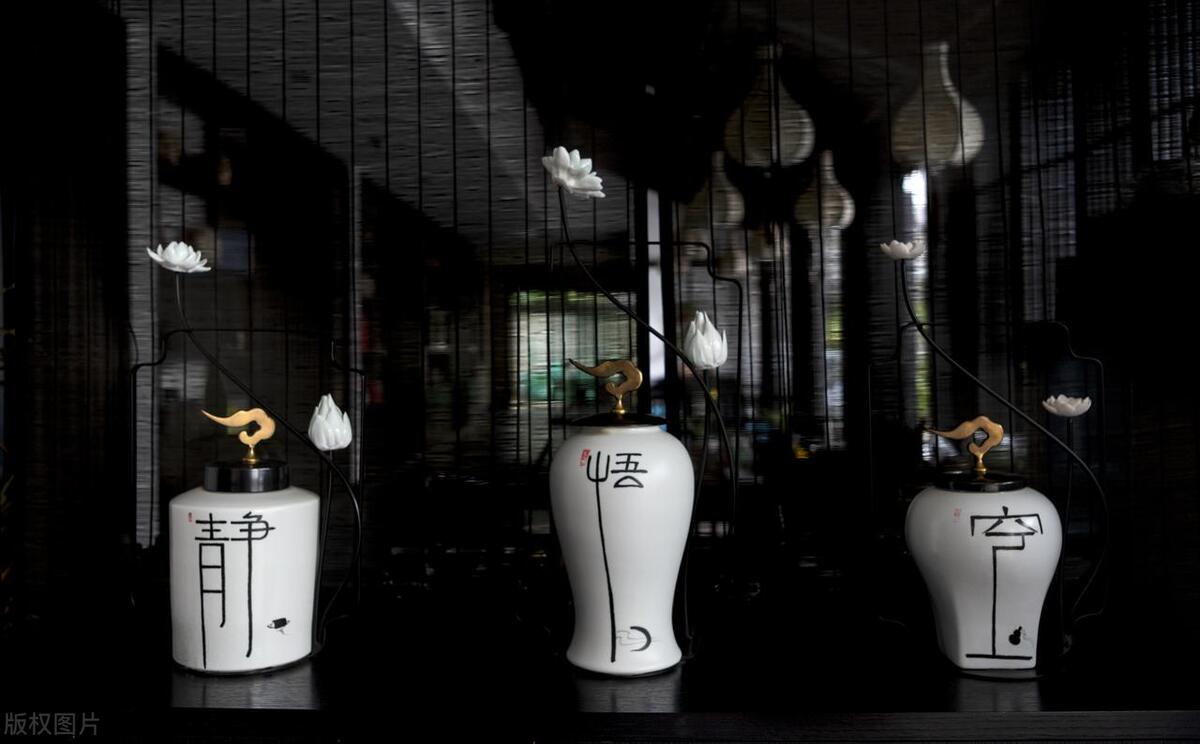 晚上睡不着的时候该看什么,晚上睡不着怎么办看什么书