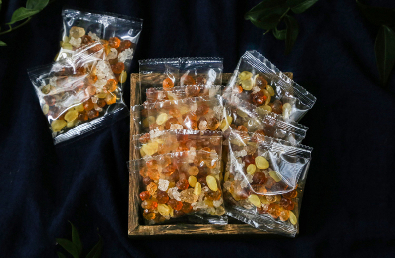 桃胶包装机,干果定量称重包装机