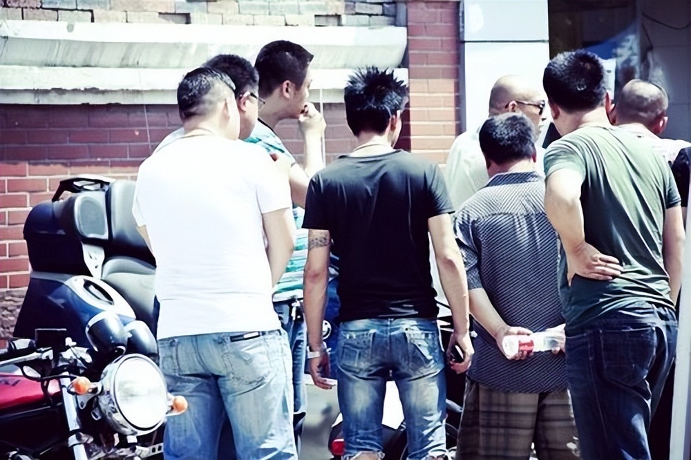 杀人凶手追凶16年后终破命案,杀人凶手凭空消失民警追凶26年