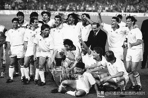 意大利前总理、前AC米兰俱乐部主席贝卢斯科尼去世,享年86岁