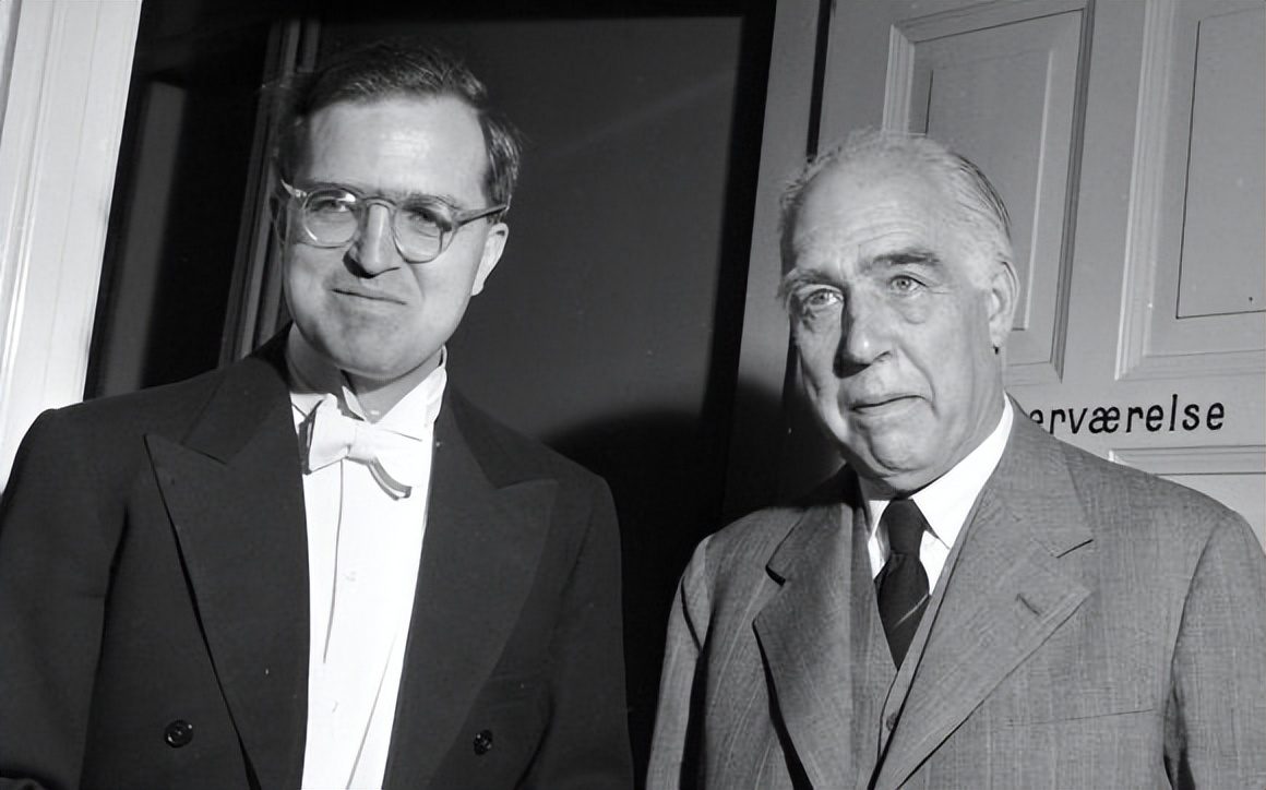 诺贝尔足球运动员,和爱因斯坦论战的是谁