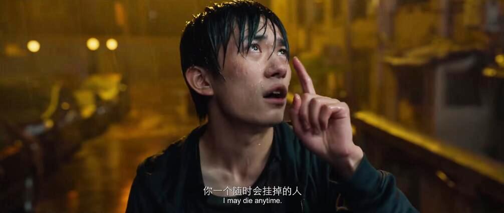 易烊千玺凭什么能和吴京拍戏,易烊千玺吴京的演技有多好