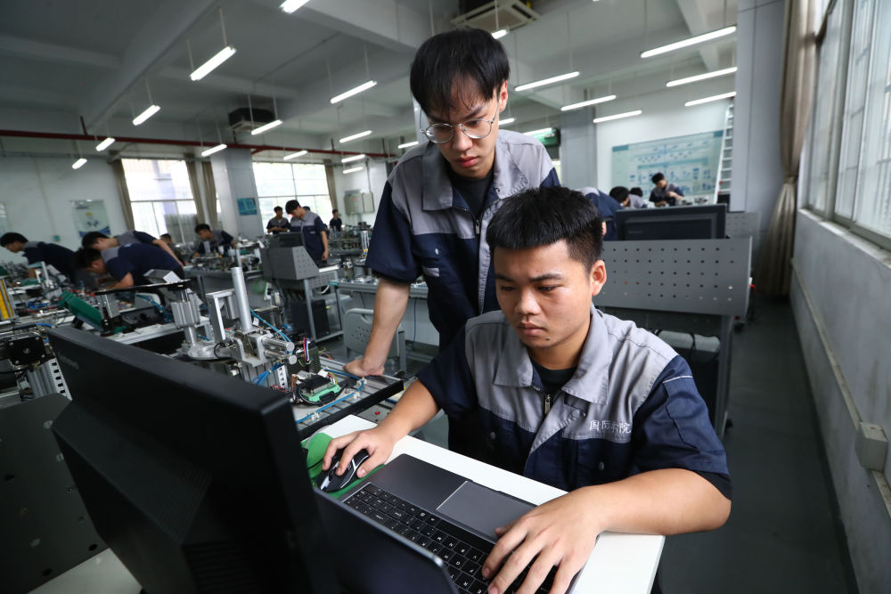 招生就业“冰火两重天”技工教育发展受限——江苏部分技工院校一线观察