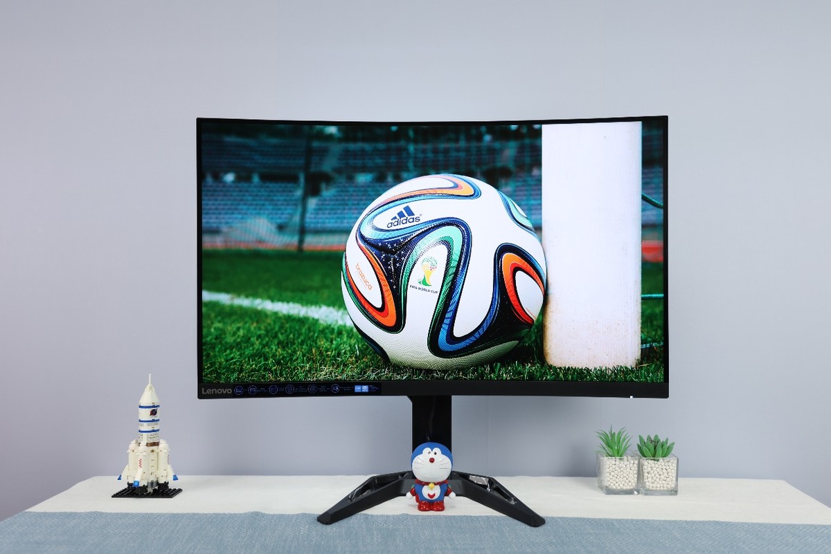 大屏幕看足球赛,联想g32qc显示器