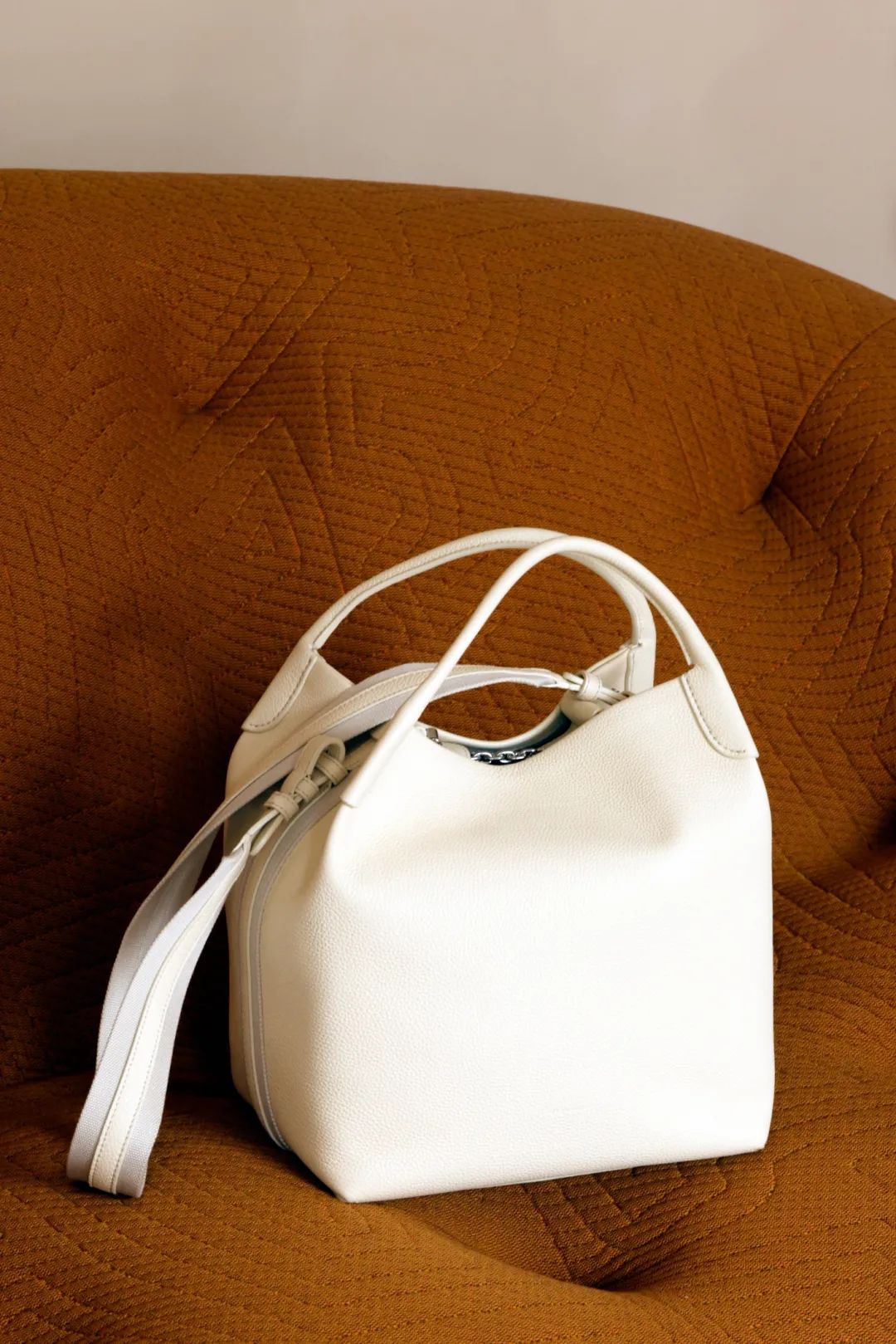 玄彬代言loropiana夹克,玄彬男装搭配秋款