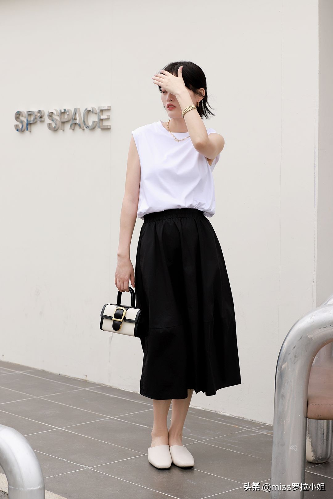 适合旅游连衣裙高级感秋季,出游连衣裙高级感穿搭轻奢