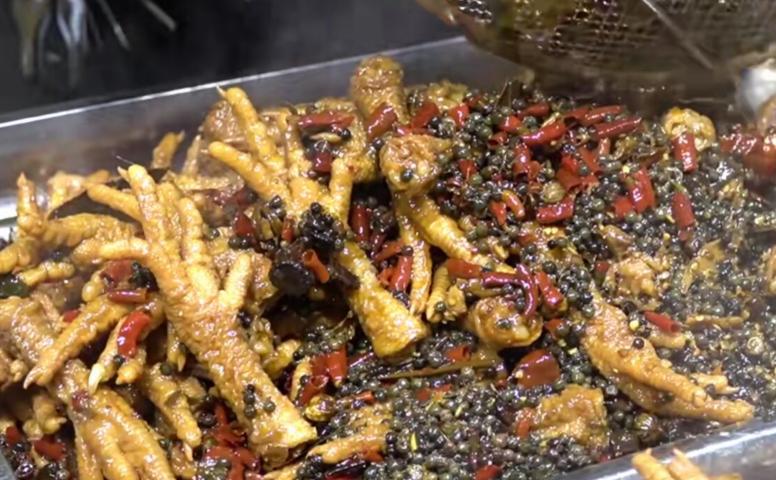 河南最火爆的卤肉店,一家开了六年的卤肉店