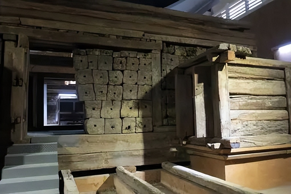 1972年到1974年发现的什么墓,1972年到1974年挖掘的墓