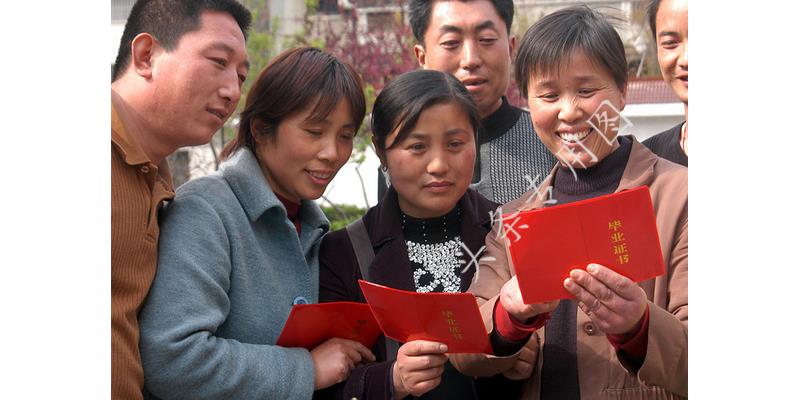“还是亲儿子孝顺”小舅一年回一次家，养老5年的女婿断了生活费