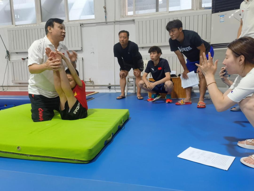 陕西跳水教练视频,陕西省跳水训练