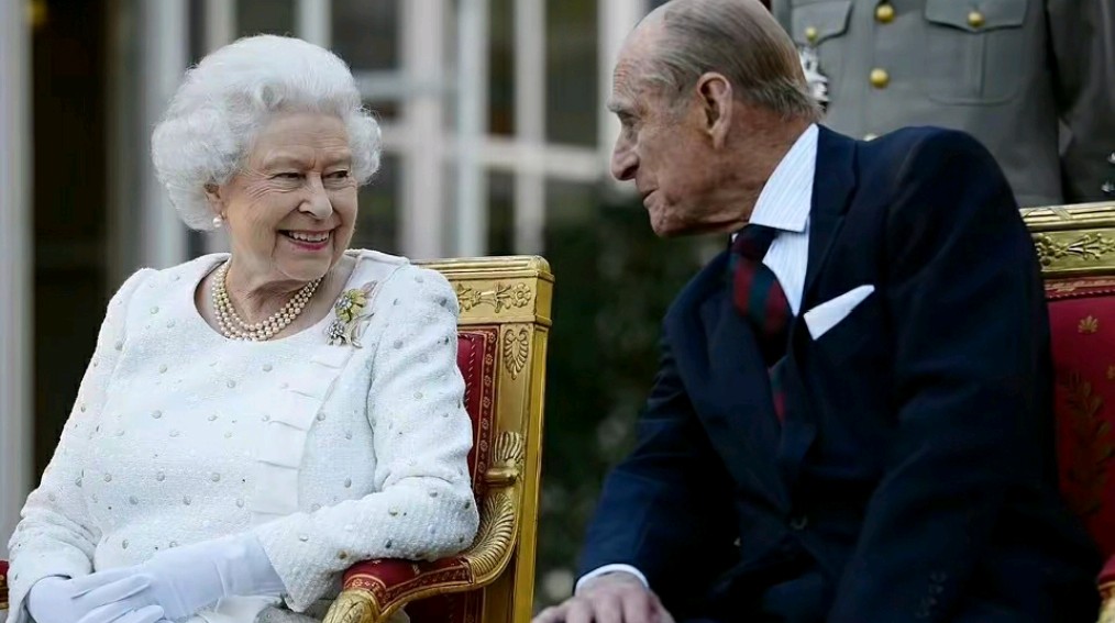 英国女王几大憾事,英国女王不原谅丈夫