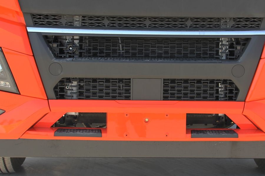 大马力大油箱大驾驶室！不到25万新英才黄金版460全都有