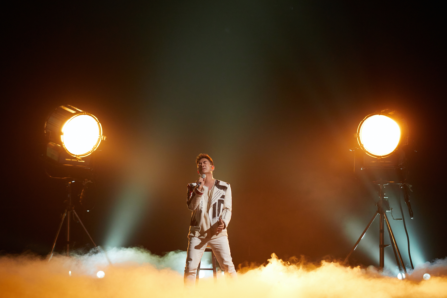 声生不息张信哲张杰完整版,天赐的声音张信哲杨宗纬热狗