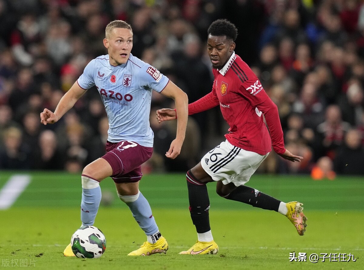 曼联21逆转巴萨挺进欧联16强,18142期足球大势