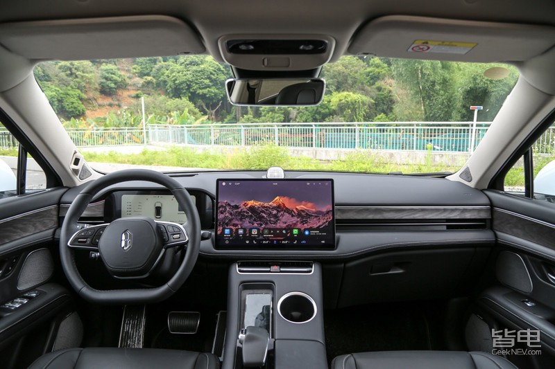 顶着华为光环实力几何打榜测试问界M5四驱性能版