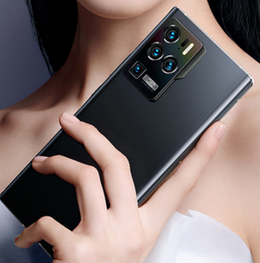 中兴手机把骁龙870带入两千以内,中兴搭配骁龙870的曲面屏手机