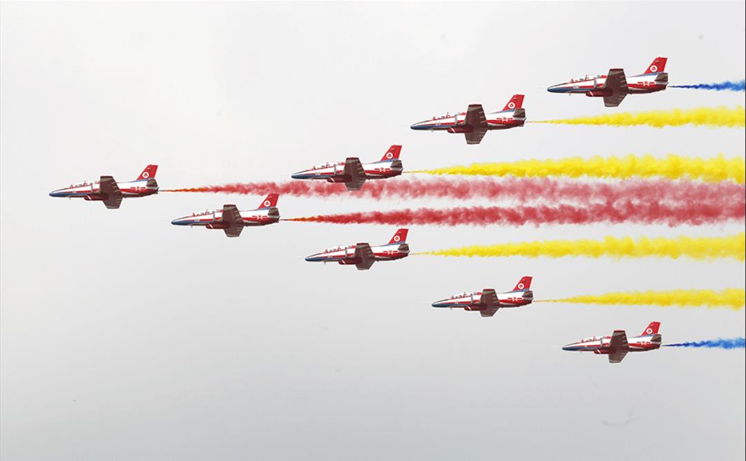 空军红鹰飞越滕王阁具体时间,飞跃红鹰