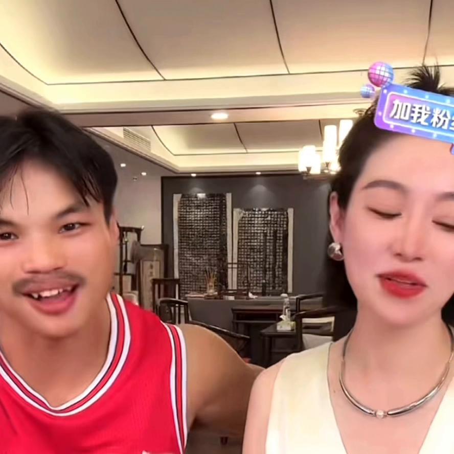 嘴哥不但会撩，还会舔，把七老板都整不会了#护肤好物