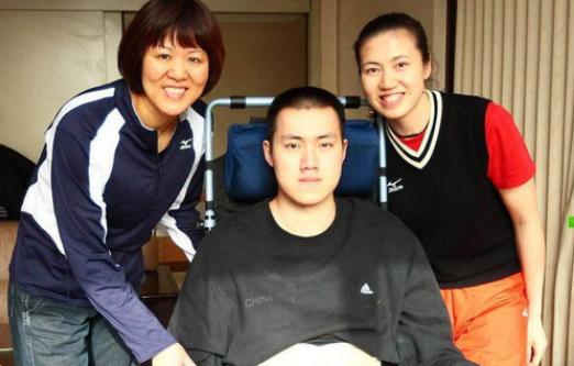 女排奥运冠军周苏红个人采访视频,女排前队友周苏红近况如何