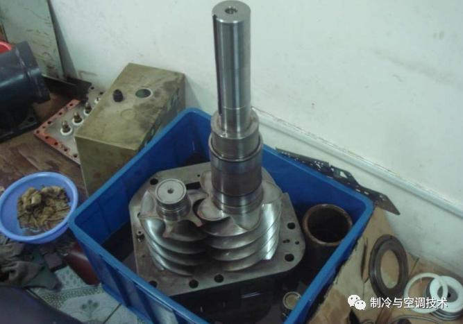 30多种空调点检拨码调试手册+水机氟机技术手册+监控+视频+软件