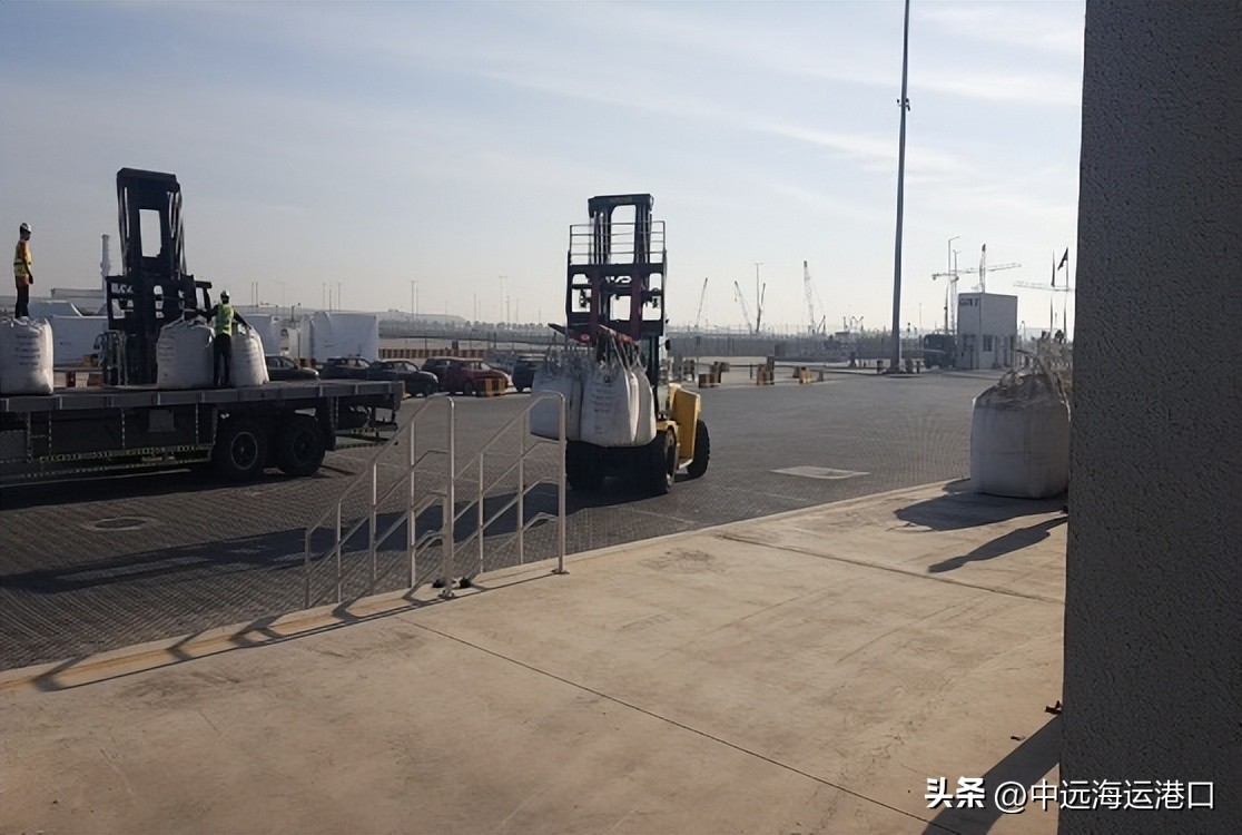 这条通道，阿布扎比扎耶德港至哈里发港直接清关仓储转运