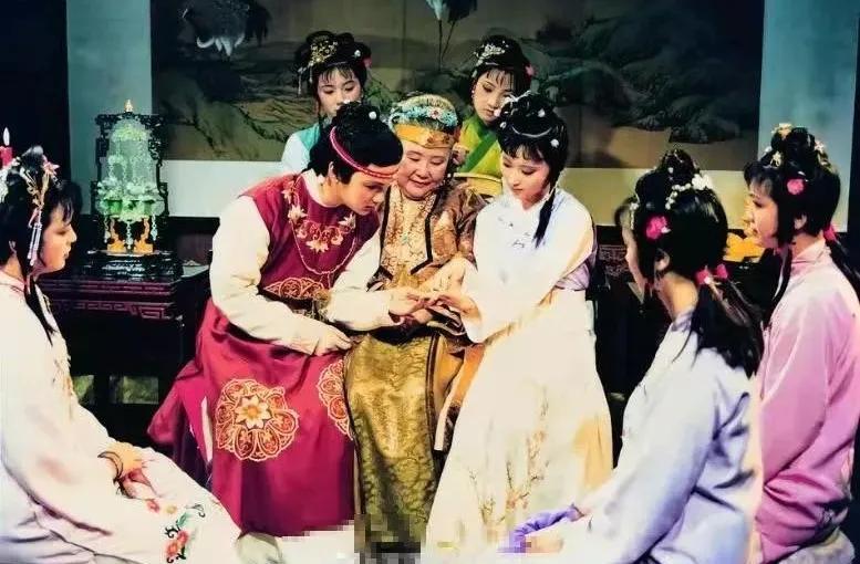 卤水豆腐卤水是什么制成的,卤水豆腐是哪年产生的