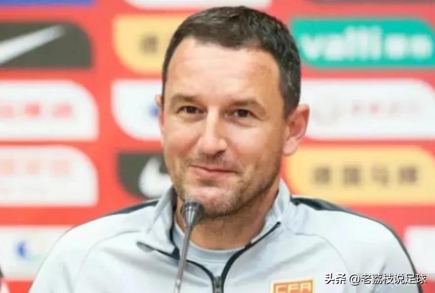 李霄鹏或主动辞职预测谁当主教练,李霄鹏履新国足主帅