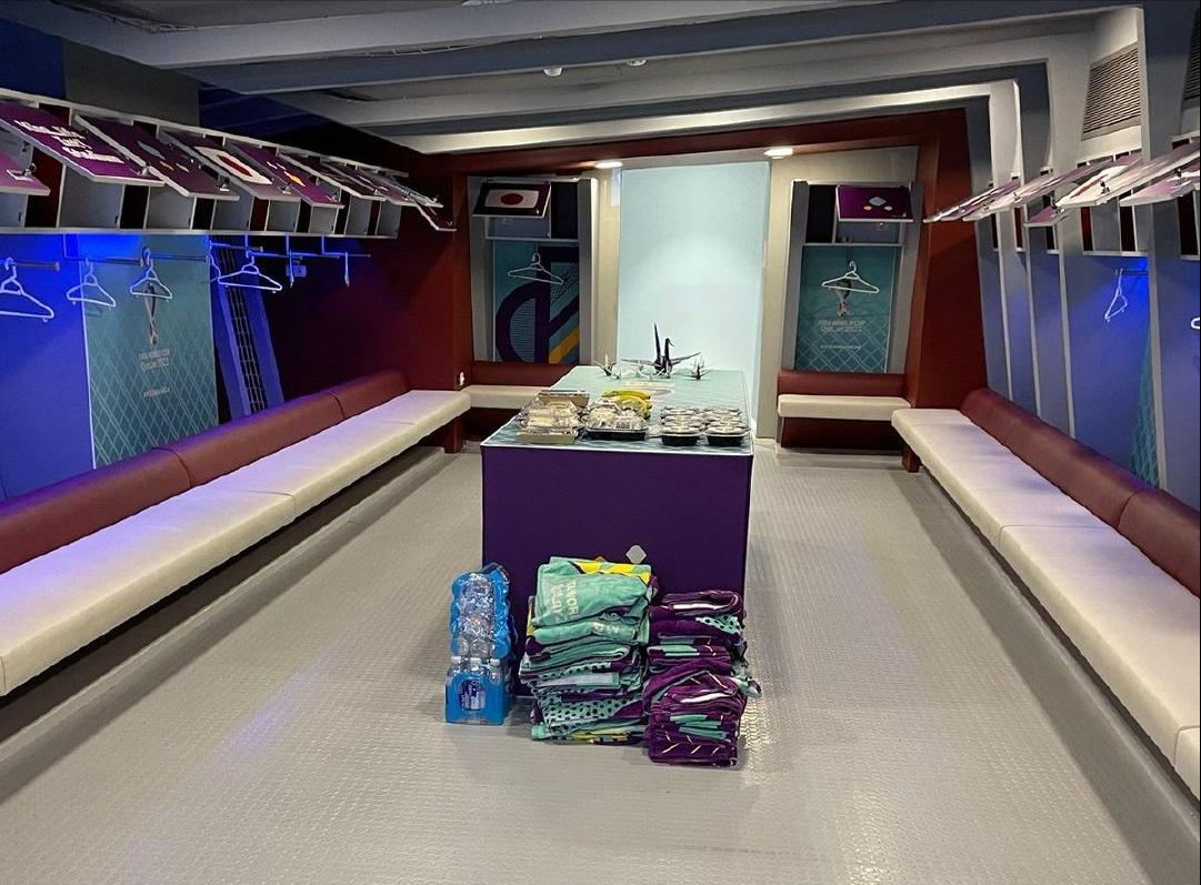 日本队国内更衣室,日本队赛后更衣室