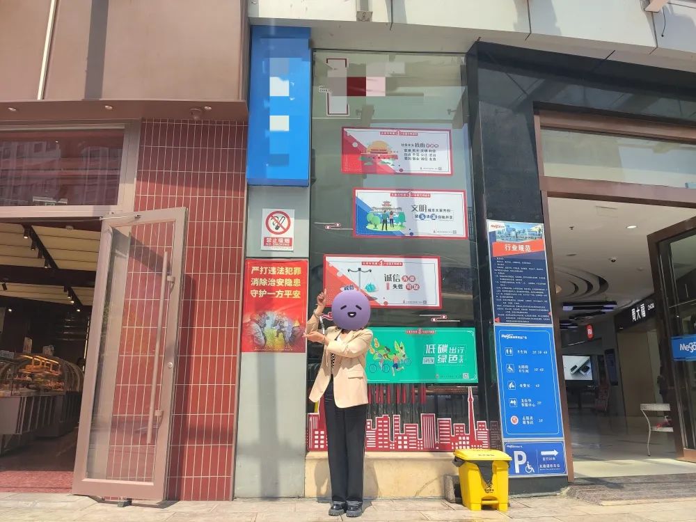 女子多次在超市偷窃警方抓获,女子超市偷东西被判多久