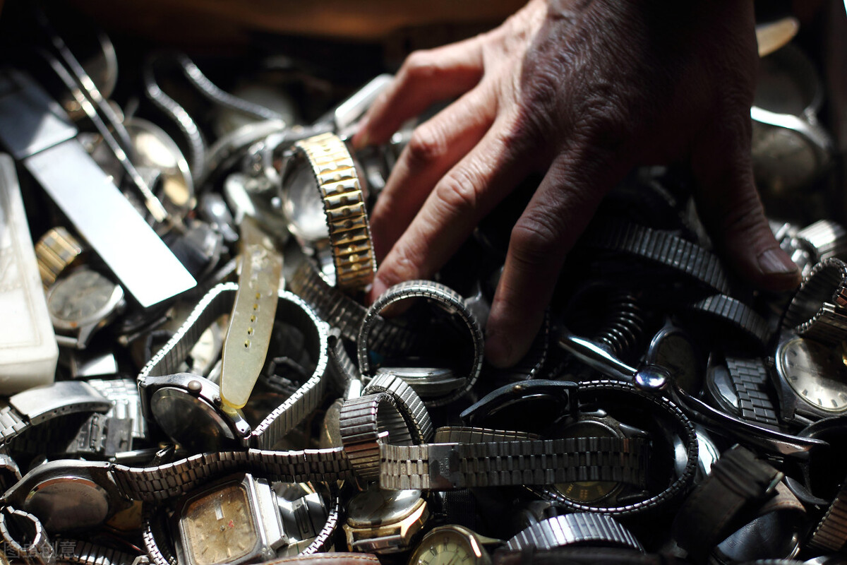 你的手表戴了多少年,你的手表维修保养过么