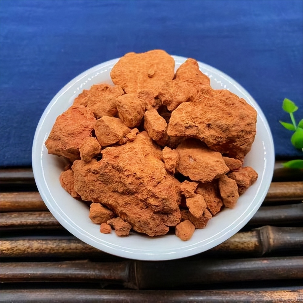 真实故事：八旬老人病危，医生束手无策，被儿子用“土”煮水治好