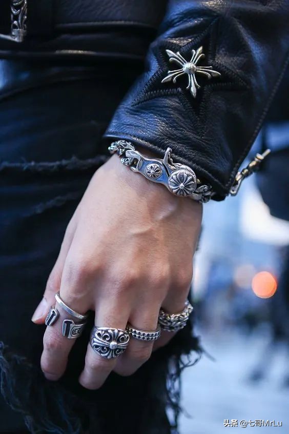 男人戒指：权力有多大，我就有多美