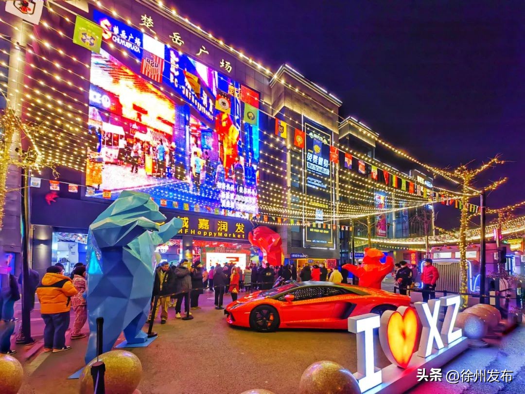 体验买买买的乐趣,女生说买买买逛逛逛