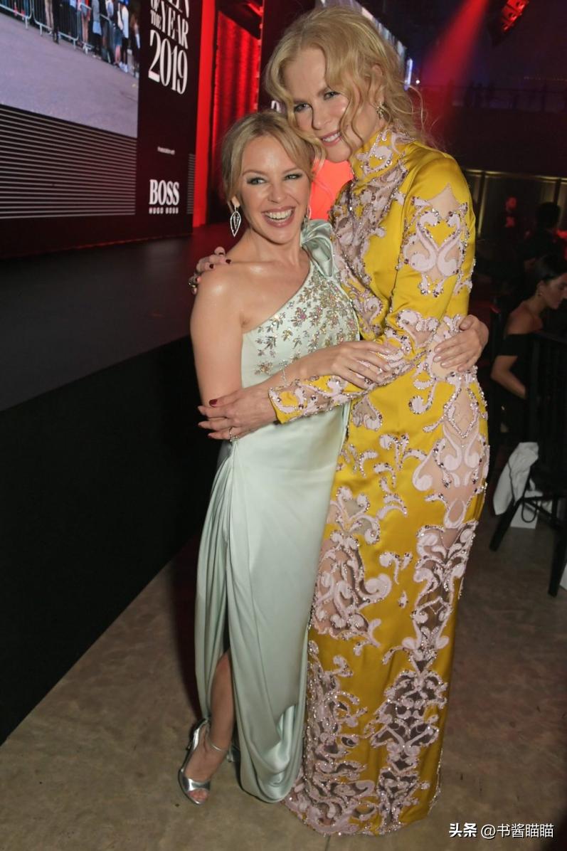 外*旗国**袍美人：帕丽斯现买现穿，妮可不输张曼玉，娜塔莉气质变了