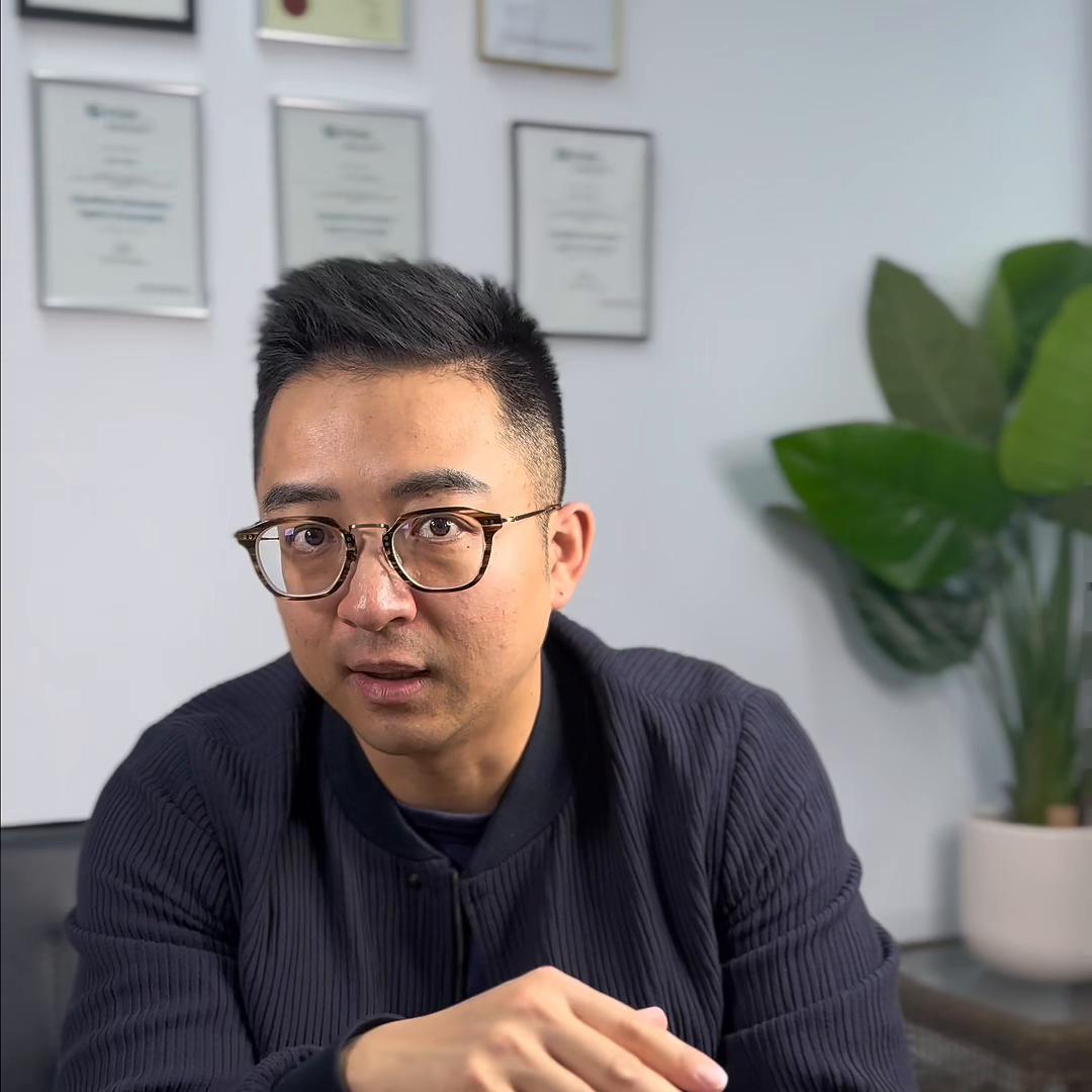 澳洲杨姐最新事件,澳洲小哥野外求生全部视频