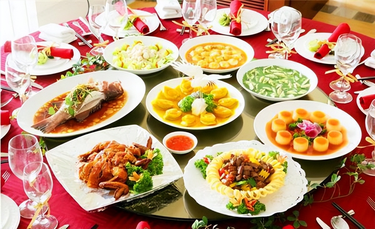 邻居办酒席房门被撬,邻居撬开我房门办婚宴知乎