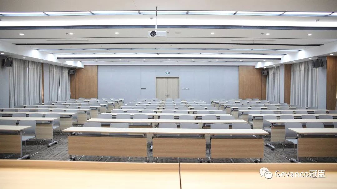 冠臣办公家具档次,冠臣办公椅质量怎么样