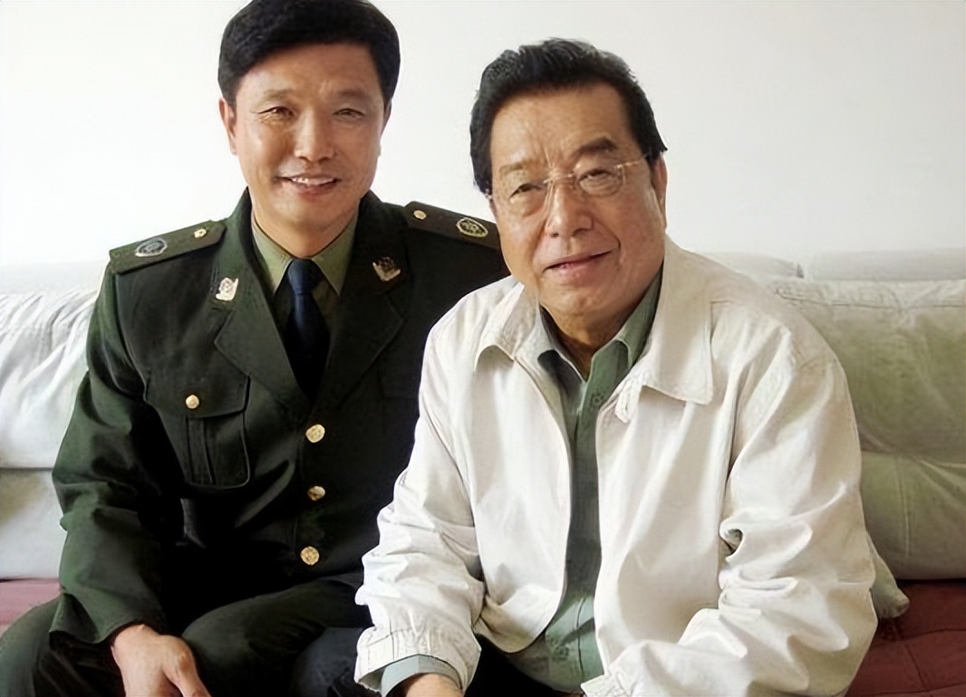 李双江大儿子李贺干什么的,李双江大儿子李贺视频