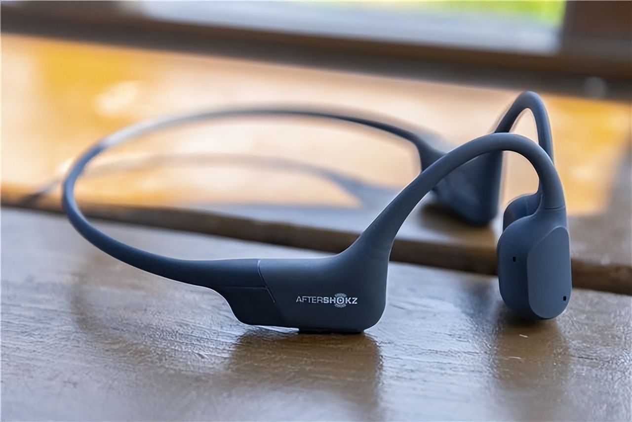 什么品牌的运动耳机比较好,挂脖耳机运动耳机