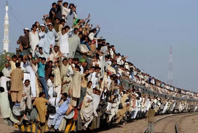 外国人真的看不出中国人年纪吗,外国人看中国过于先进