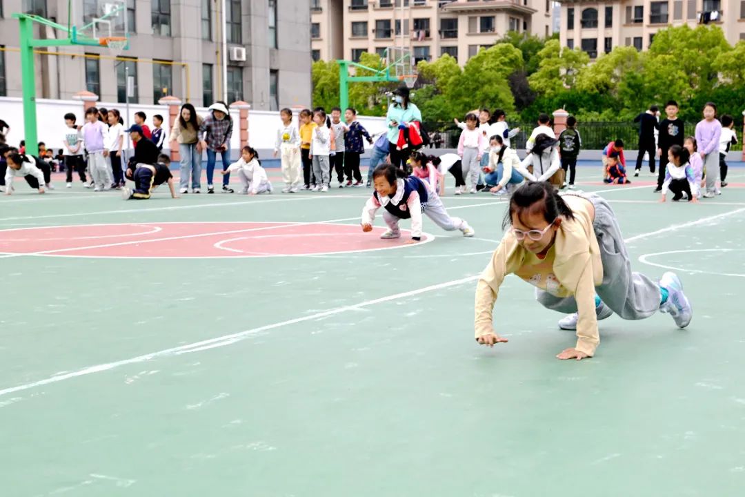 泰州中小学足球联赛,泰州智堡实验学校校运会接力赛